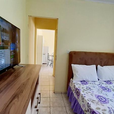 Hospedagensjaguariaiva Apartment Екстериор снимка