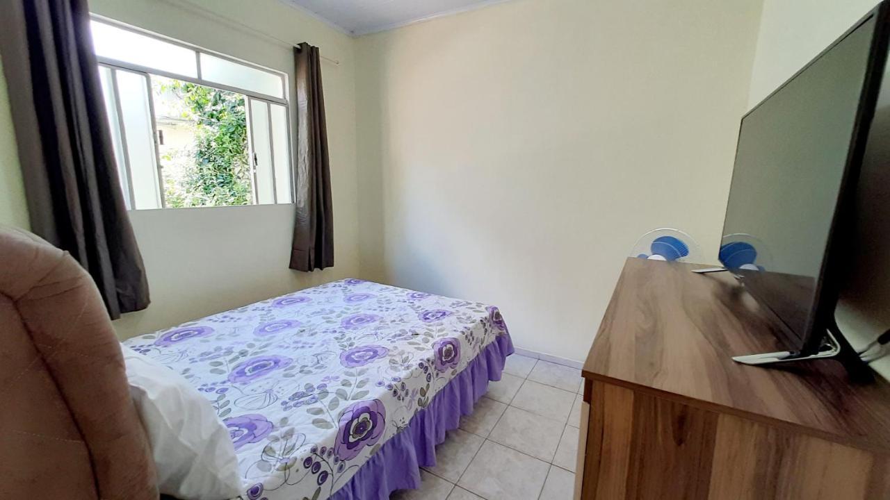 Hospedagensjaguariaiva Apartment Екстериор снимка