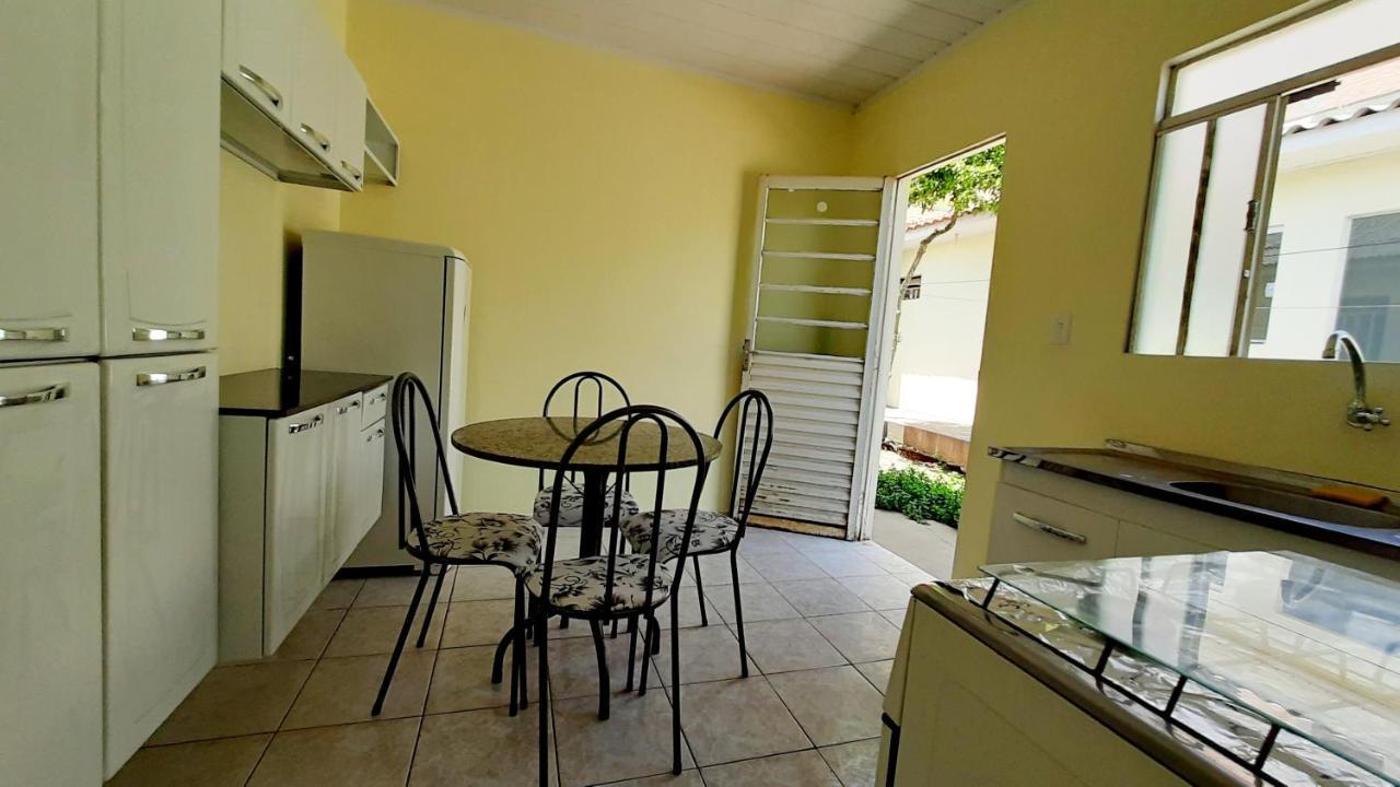 Hospedagensjaguariaiva Apartment Екстериор снимка
